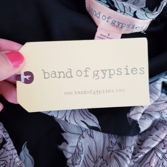 Band of Gypsies Blue Floral Dress - Picture 14 of 15